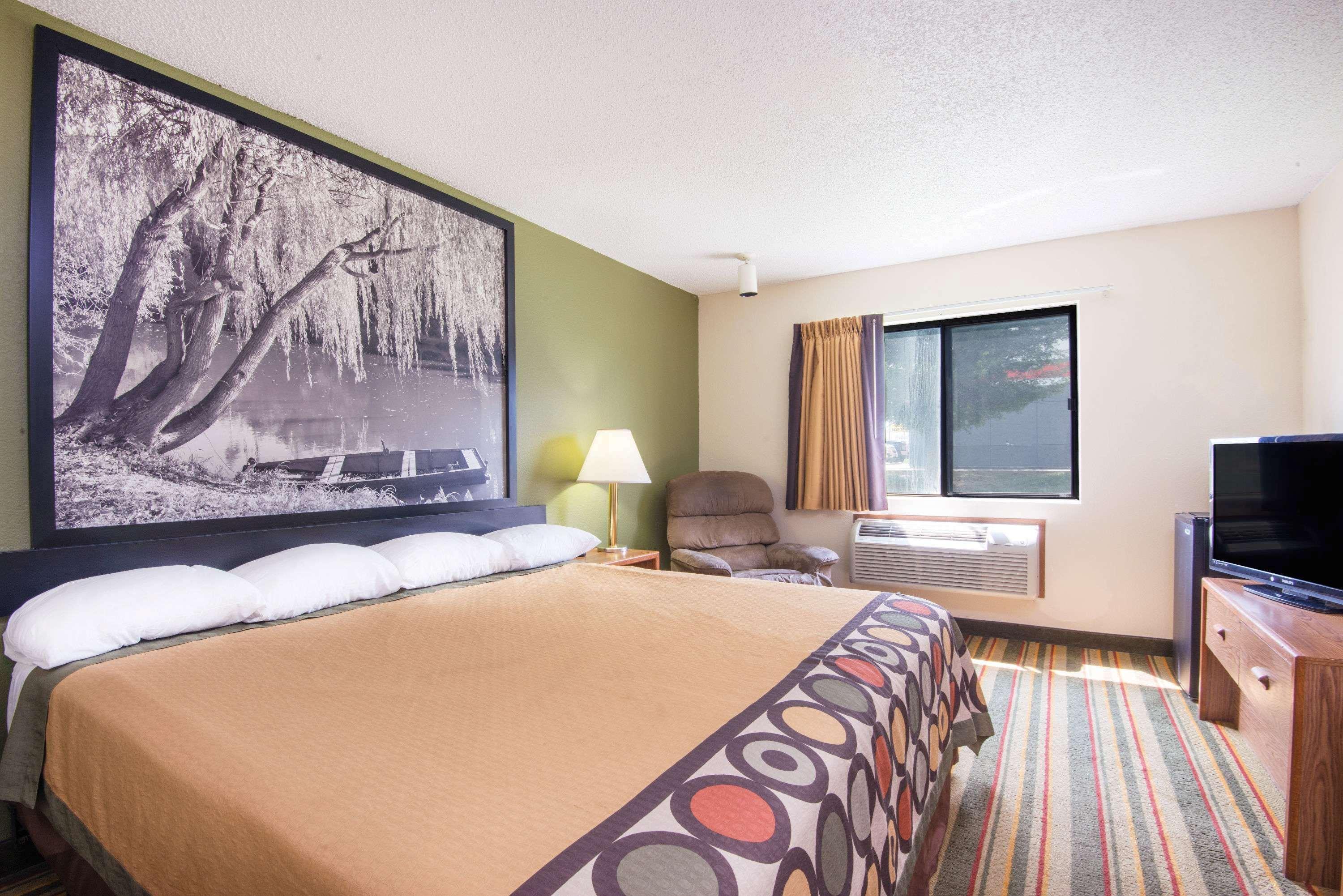 Super 8 By Wyndham El Dorado Hotel Buitenkant foto